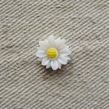 Vintage Daisy Cabochons 11mm