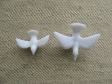 他の写真2: Flying Plastic Doves（L) 2個入り