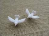 Flying Plastic Doves（S) 2個入り