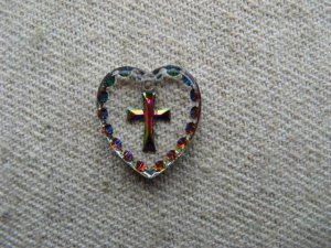 画像1: Cross Heart Glass Intaglio Pendant (L)