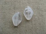 Plastic Floating-White Diamond Beads 2個いり