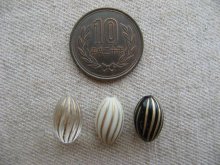 他の写真1: Vintage style Acrylic Fluted Oval Beads 2個いり
