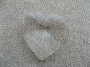 画像1: Vintage Plastic Clear Heart Big Pendant