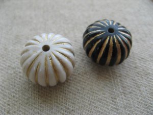 画像1: Vintage style Acrylic Pumpkin Beads (L)