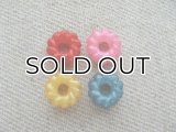 Vintage Plastic Spacer Donut Beads 4個いり