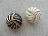 Vintage style Acrylic Carved Round Beads（Thick)