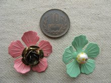 他の写真1: Vintage Metal Floral Charm