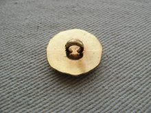 他の写真2: Vintage Plastic Gold BK/IVO Enamel Button