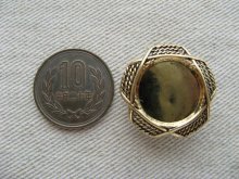 他の写真1: Vintage Plastic Gold Setting Button 