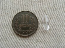 他の写真1: Vintage Plastic Clear Tiny Dia-Tube Beads 2個入り