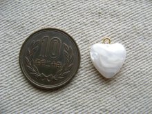 他の写真1: Vintage Plastic Faux Pearl Mini Heart