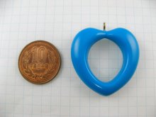 他の写真1: Vintage Plastic Big Heart Loop Charm