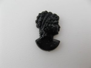 画像1: Vintage Black Cameo head 18x12