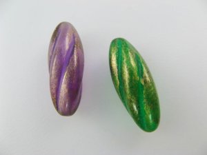 画像1: Vintage Plastic Waved Oval Beads