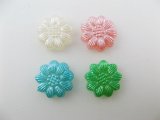 Vintage Plastic Pearly Flower Cabochon