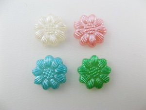 画像1: Vintage Plastic Pearly Flower Cabochon