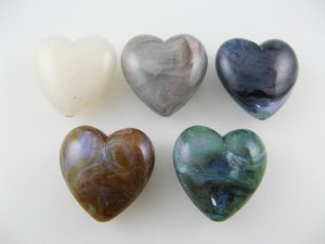 画像1: Vintage Plastic Marble Heart Beads