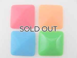 画像1: Vintage Plastic Square Cabochon【NEON】