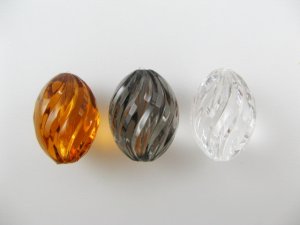 画像1: Vintage Plastic Clear Swirl Oval Beads 