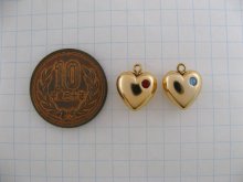 他の写真1: Vintage Plastic Golden Puffy Heart+Stone