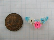 他の写真1: Vintage 3-Flowers Cabochon  