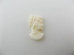 画像1: Vintage Plastic Ivory Cameo Head