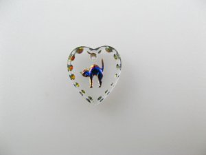 画像1: Tiny Cat Heart Glass Intaglio Pendant