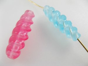 画像3: Vintage Plastic Frost Pasta-Tube Beads 2個入り