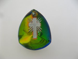 画像1: Cross Shield Glass Intaglio Pendant