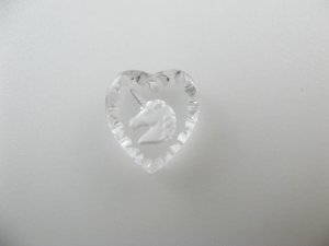 画像1: Unicorn Heart Glass Intaglio Pendant【Clear Ver.】