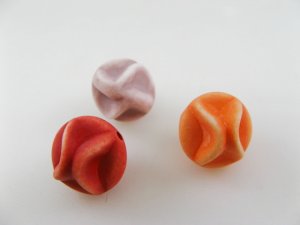 画像2: Vintage Plastic Matte Pinch Nagget Beads 