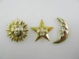 Vintage Plastic Goldplated Cosmos