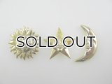 Vintage Plastic Goldplated Cosmos