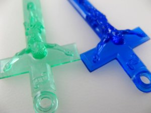 画像3: Vintage Plastic Crucifix Charms