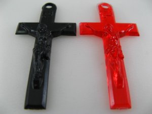 画像2: Vintage Plastic Crucifix Charms