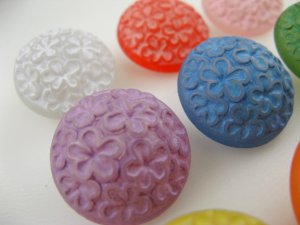 画像3: Vintage Plastic Frost Daisy Button