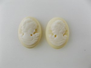 画像1: Vintage Plastic Ivory/WH Cameo 18x13mm