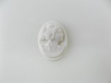 Vintage Plastic Off-WH Cameo 18x13mm