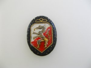 画像1: Vintage Glass Crest-Dragon Intaglio Cabochon【25x18】