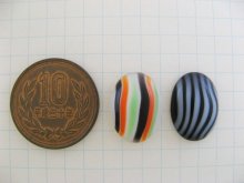 他の写真1: Vintage Candy Stripe Glass Cabochon