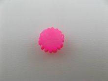 他の写真2: Vintage Metallic Pink Daisy Cabochon