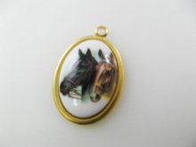 他の写真3: Vintage Plastic Horse Picture Cabochon 