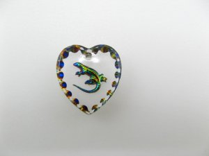 画像1: Lizard Heart Glass Intaglio Pendant