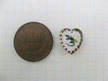 他の写真1: Lizard Heart Glass Intaglio Pendant