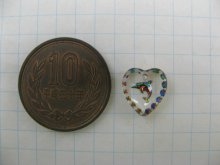他の写真1: Tiny Dolphin Heart Glass Intaglio Pendant