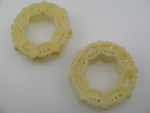 他の写真3: Vintage Plastic Japanese Flower CabochonII