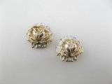 Vintage Plastic Silverplated Mini Flower Cabochon 2個入り