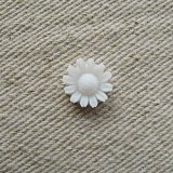 Vintage Daisy Cabochons White 10mm