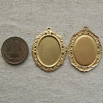 画像1: Brass rococo style frame 25x18mm