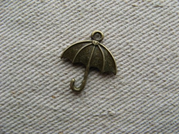 画像1: Metal UMBRELLA Charm (1)